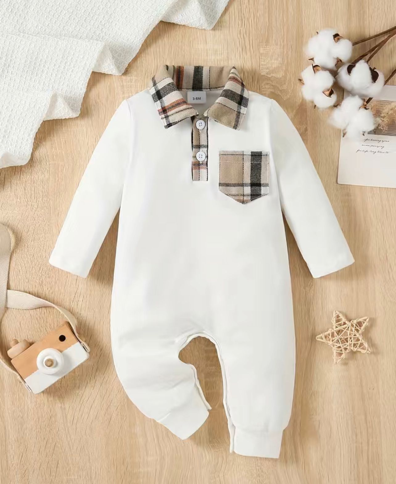 Check baby sleep suit